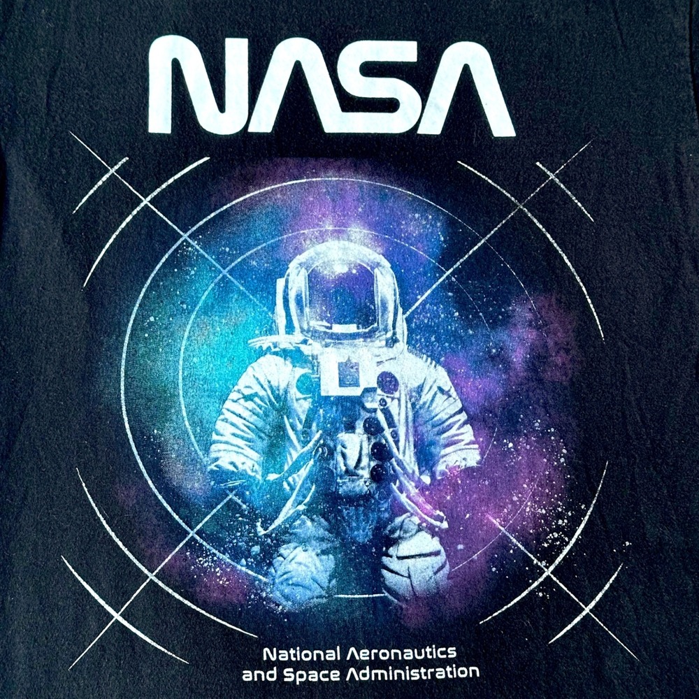 🌸3/$15🌸 NASA Astronaut Tee Space Graphic Print Crew Neck Short Sleeve Black Med - Picture 5 of 7